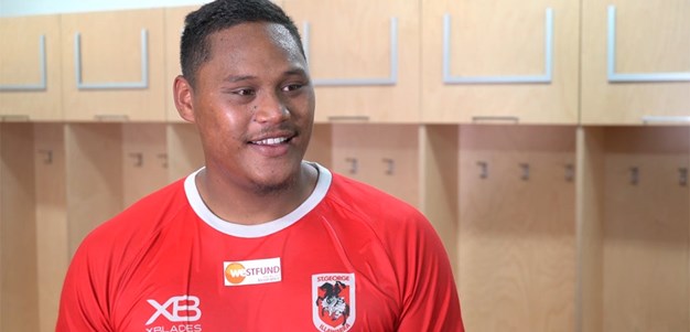 Leilua extends Dragons stay
