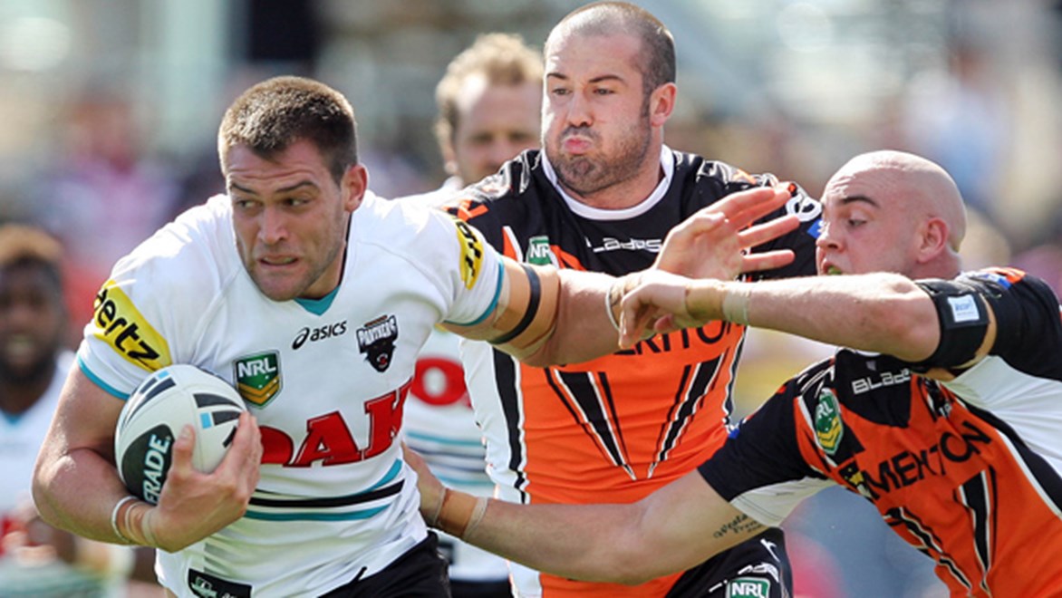 Fired-up prop Tim Grant has assured Penrith fans that rumours he wants to leave the foot of the Blue Mountains are false; Grant plays his 100th NRL game against the Warriors at Centrebet Stadium on Saturday.