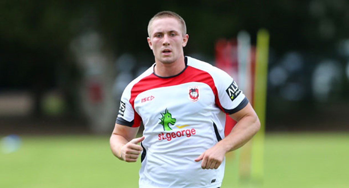 Rising star Jack Stockwell has re-signed with the St George Illawarra Dragons.