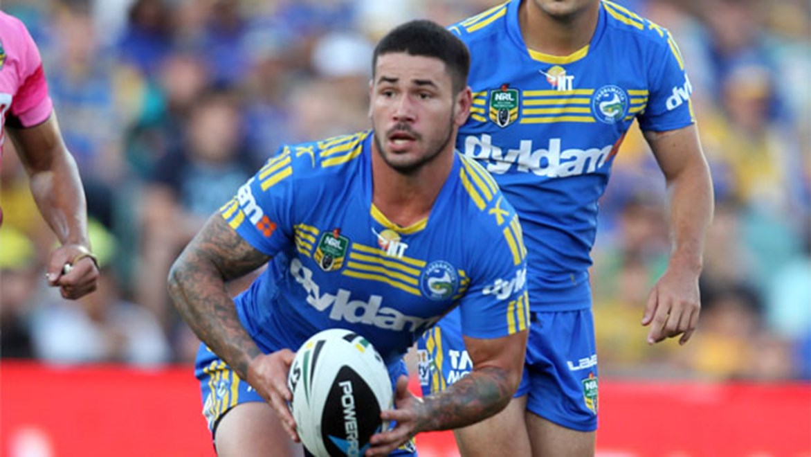 Former Rabbitoh Nathan Peats shapes up as the 80-minute hooker the Eels need. Copyright: Grant Trouville/NRL Photos.