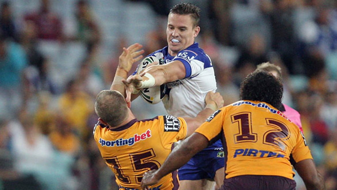 Canterbury-Bankstown Bulldogs prop Tim Browne has extended his stay at the Bulldogs until the end of 2016.