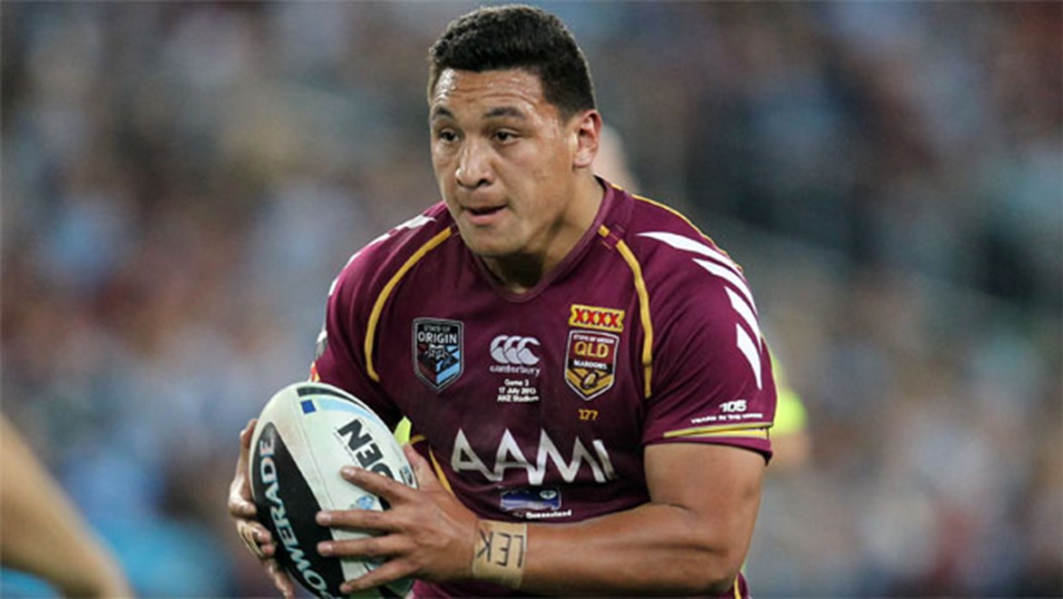 Canberra forward Josh Papalii hits the ball up for Queensland during State of Origin III, 2013.