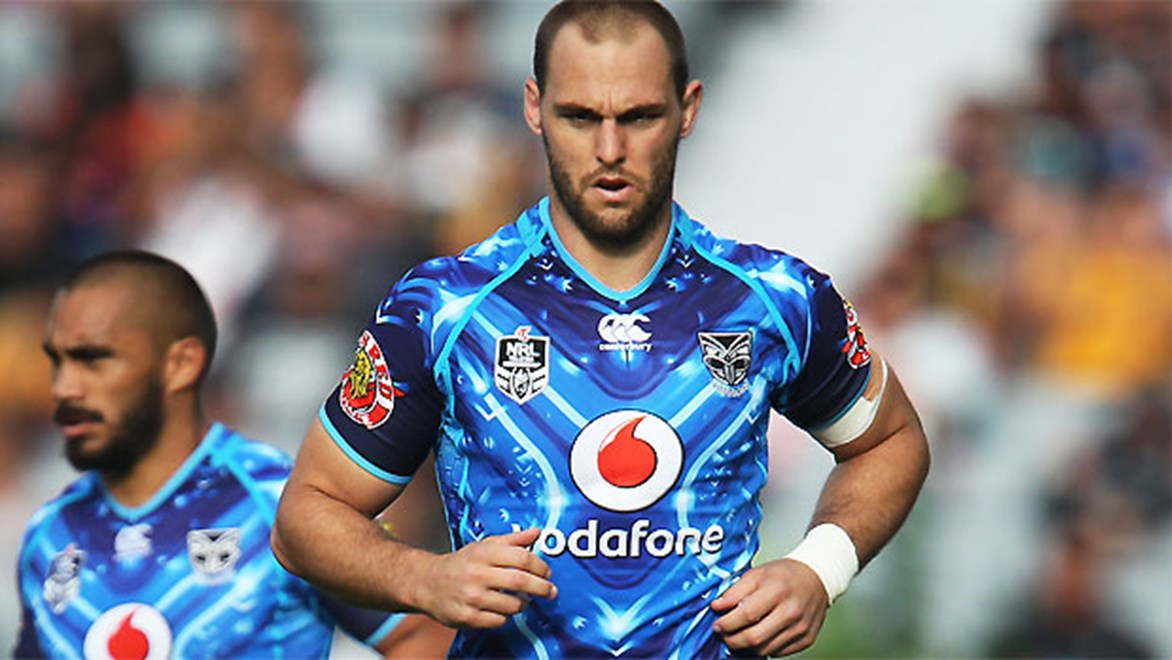Warriors skipper Simon Mannering has led from the from again in 2014 to notch his fourth club player of the year award.