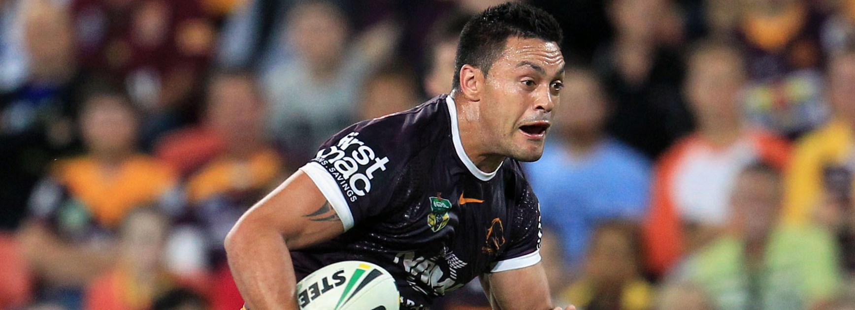 Brisbane second-rower Alex Glenn wants to remain at the Broncos in 2016 and beyond.
