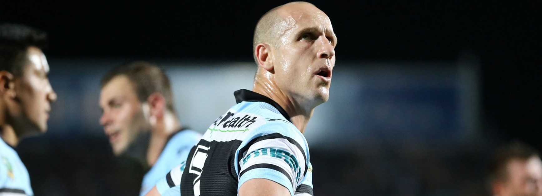 Jeff Robson has completed an off-season switch to the Warriors, signing a one-year deal.