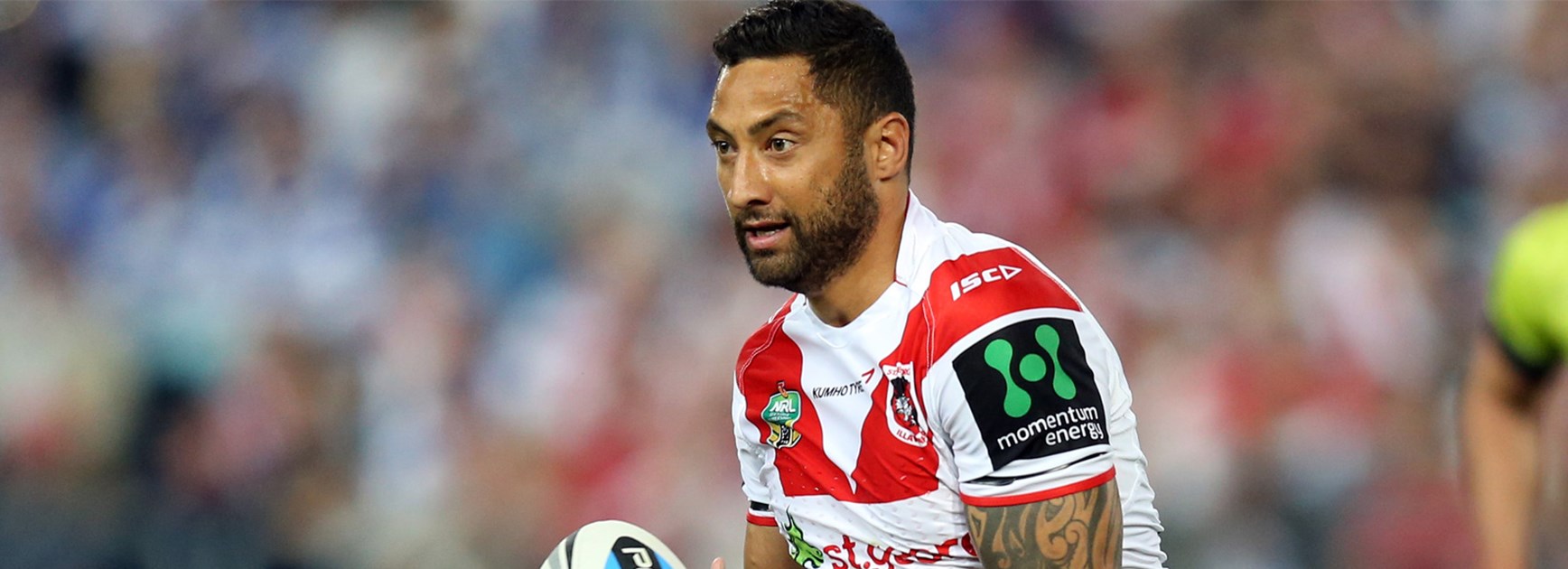 Benji Marshall turned back the clock to show off some trademark footwork before being injured against the Bulldogs.