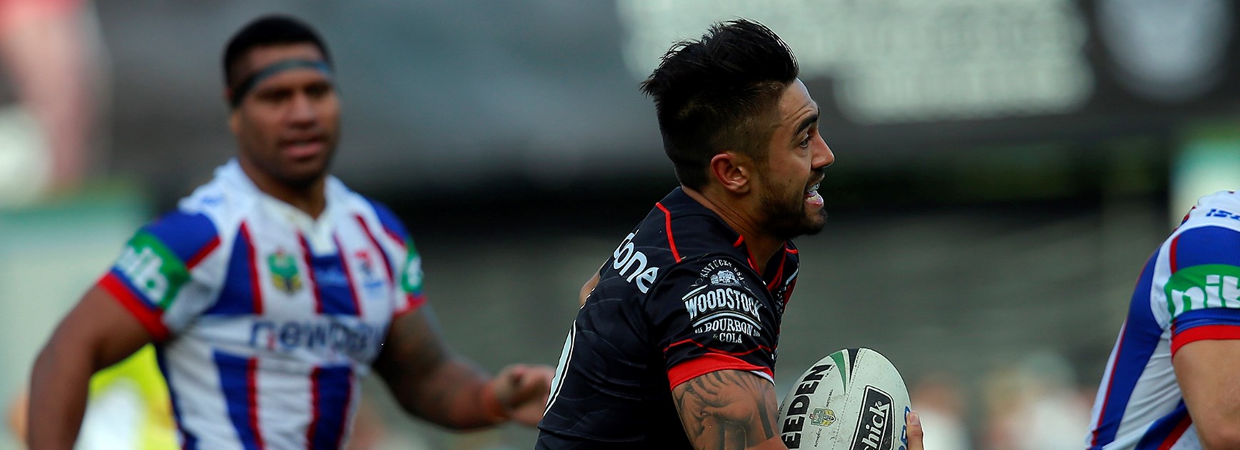 Warriors halfback Shaun Johnson in action against the Knights in Round 4 of the Telstra Premiership.