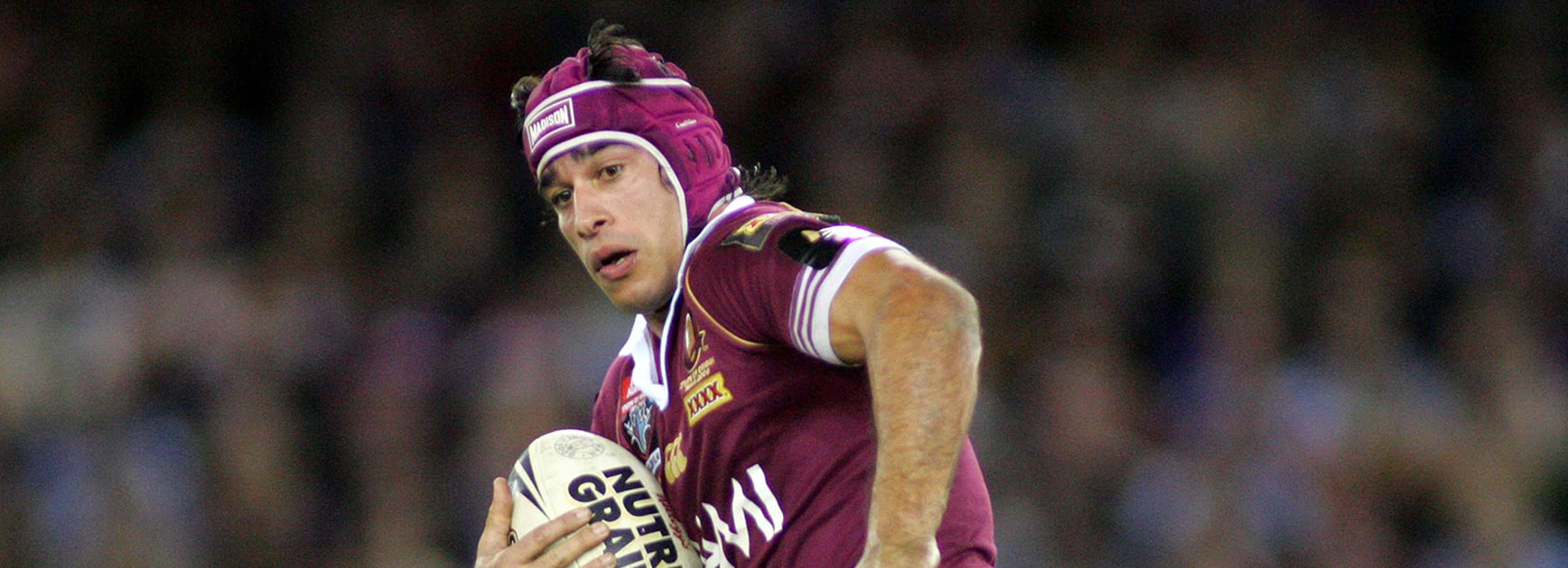 Johnathan Thurston in action for Queensland in the 2006 State of Origin series.