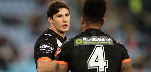 Taylor leaves door open for Farah return