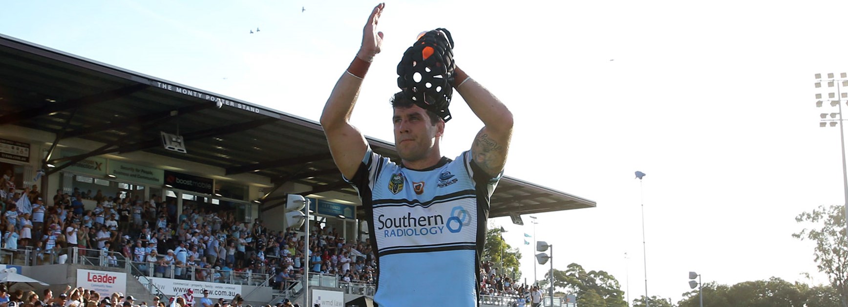 Michael Ennis has announced he will retire at the end of the 2016 season.