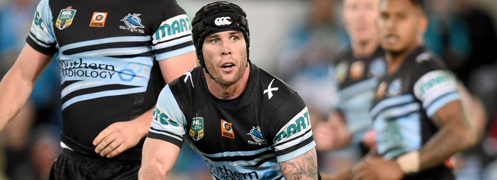 Sharks hooker Michael Ennis's decision to retire is inspiring his Cronulla teammates to send him out with a premiership.