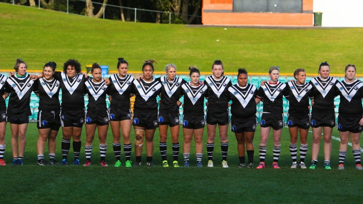 The Cronulla-Caringbah Sharks line up ahead of the 2016 SMWRL Grand Final.