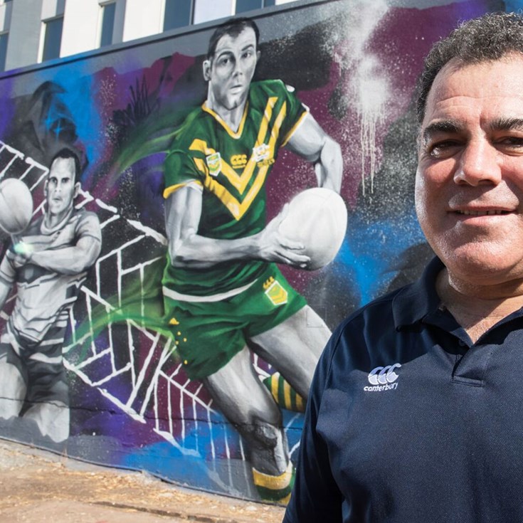 Meninga launches RLWC2017 street mural in Darwin 