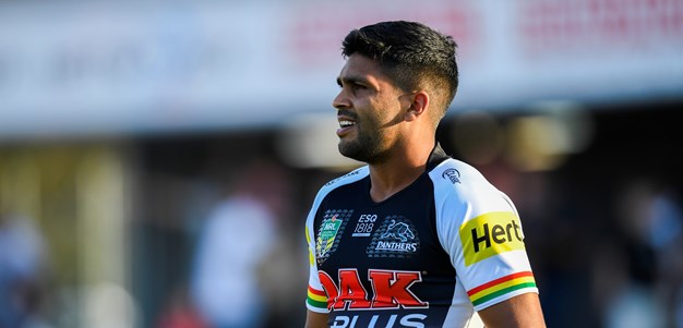 Panthers utility Peachey to join Titans in 2019