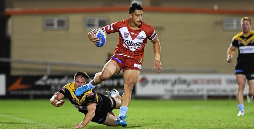 Kotoni Staggs in action for the Redcliffe Dolphins.
