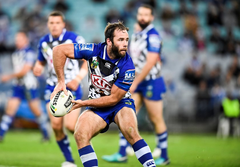 Former Bulldogs playmaker Matt Frawley is set to join the Knights.