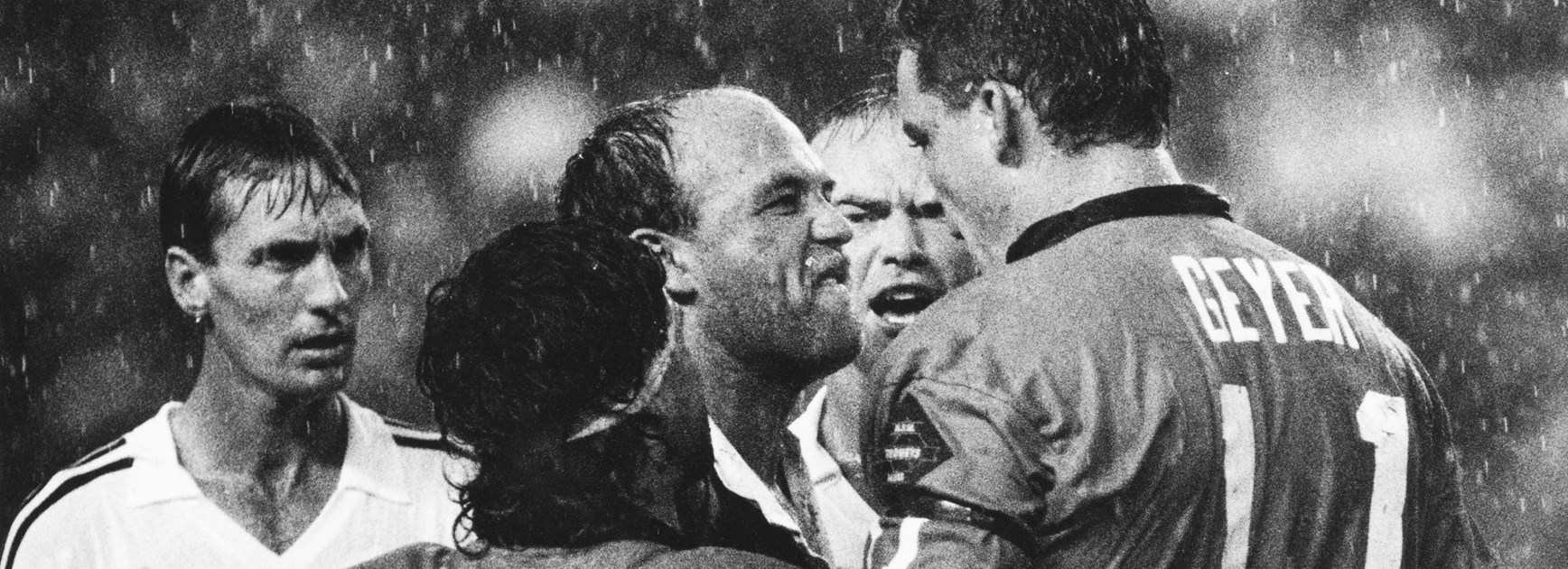 Wally Lewis and Mark Geyer face off in State of Origin, 1991.