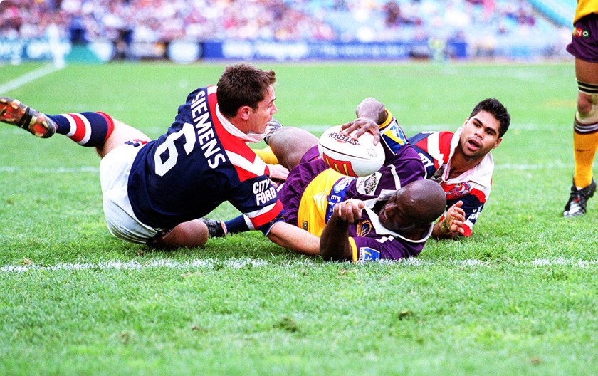 Wendell Sailor scores against the Roosters.