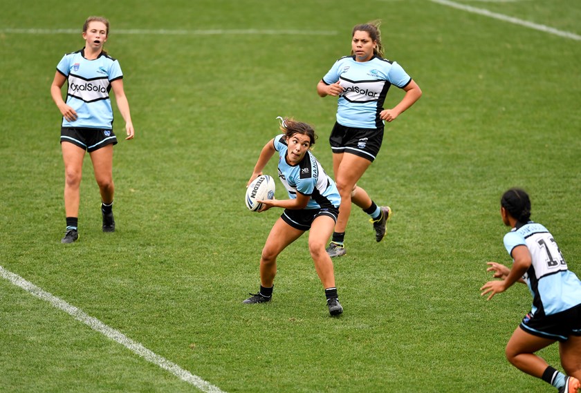 Quincy Dodd passes for the Sharks.