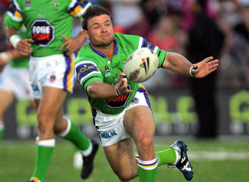 Zac's father Simon Woolford in action for Canberra in 2006.