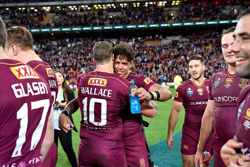 Queensland celebrate their 2017 Origin win.