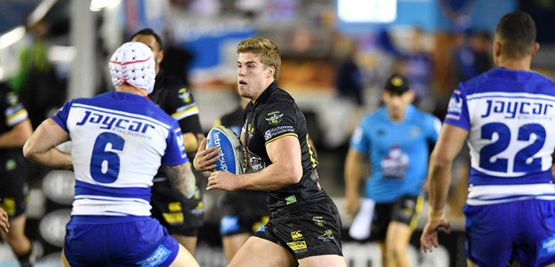 Sezer injury hands Murchie a keenly-anticipated debut