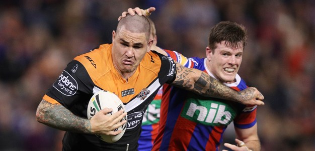 Wests Tigers conquer Knights to stay in finals race