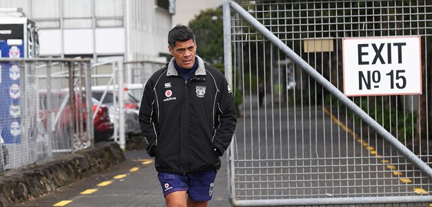 Warriors amp up at training to deal with external noise