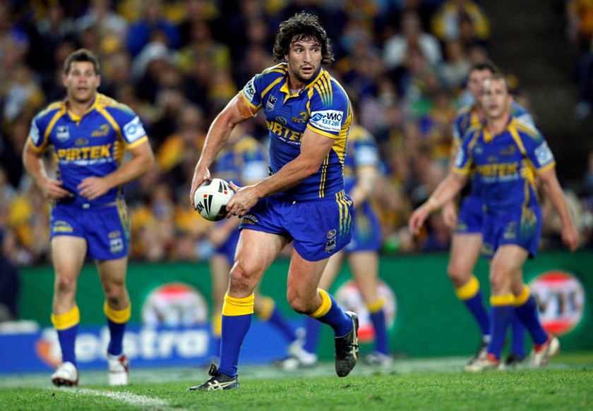 Nathan Hindmarsh looks to pass for the Eels.