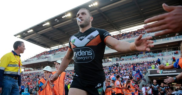 Farah seals deal to return to Tigers