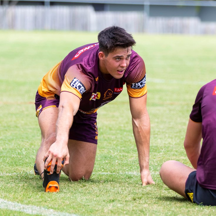 Medical student Burns eyes Broncos contract