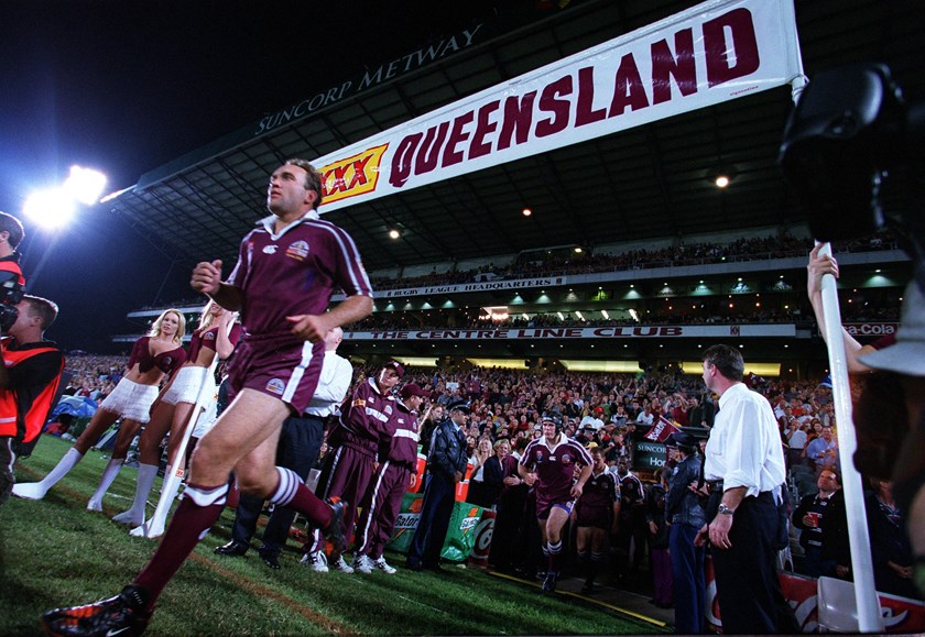 Gordon Tallis leads the Maroons into battle in 2001.