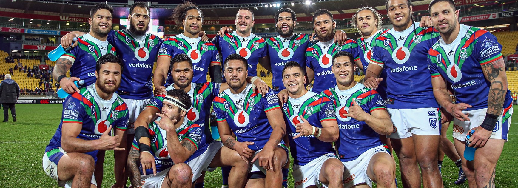 Warriors debutant Adam Pompey (front row, 3rd from right) poses with teammates