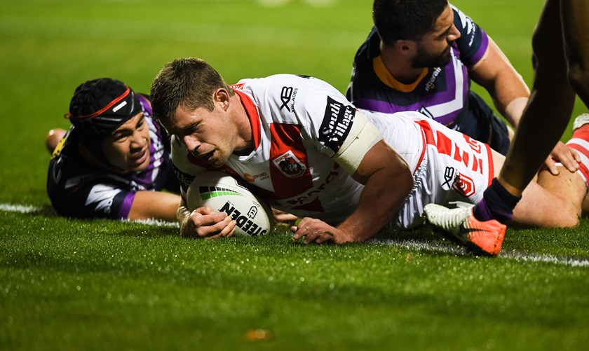 Jeremy Latimore scoring a try against Melbourne.