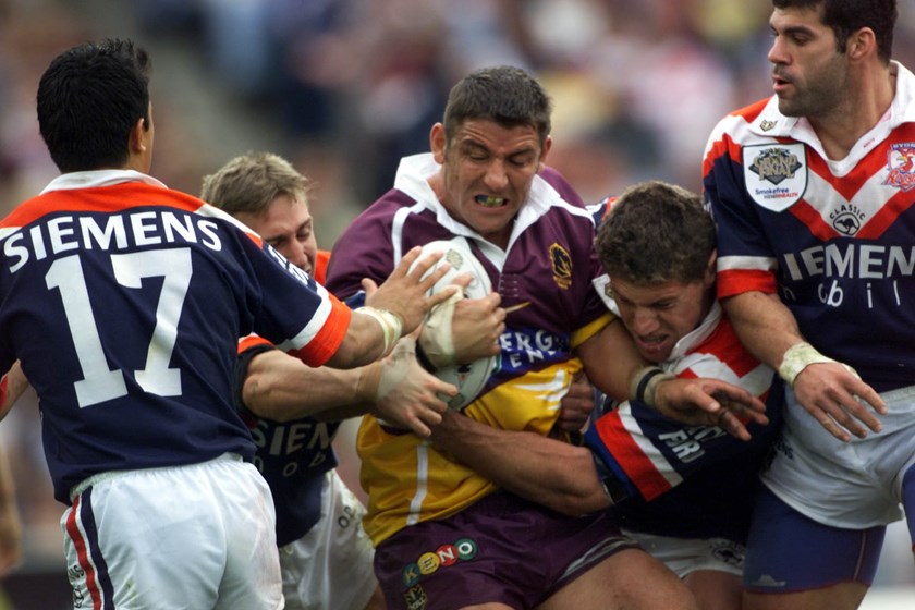 Harvey Howard takes on the Roosters in the 2000 grand final.