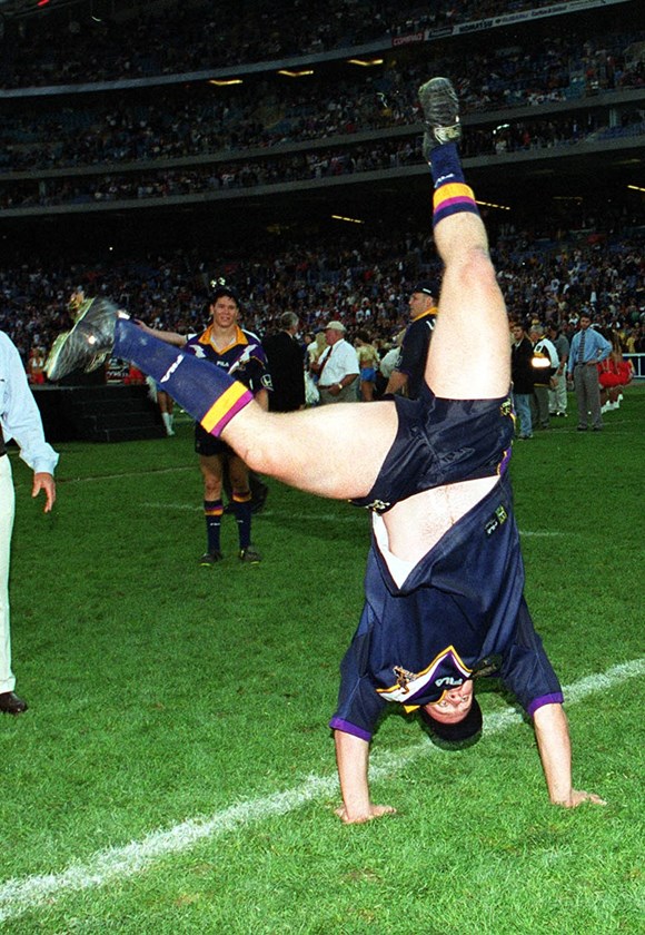 The famous Glenn Lazarus cartwheel.