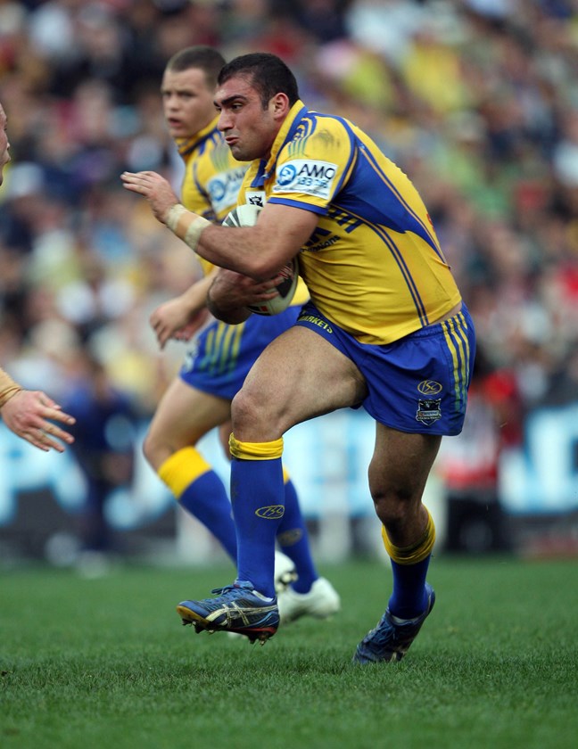 Eels prop Tim Mannah in action in the 2009 grand final.