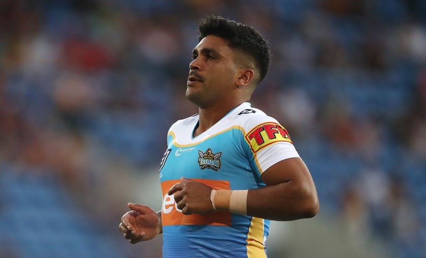 Titans back Tyrone Peachey.