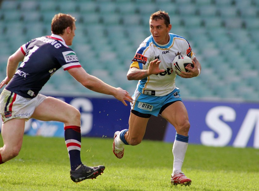 Mat Rogers on the move for the Titans.