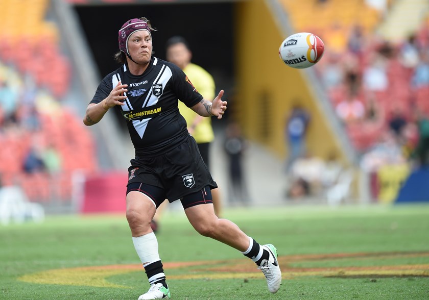 Laura Mariu in action for the Kiwi Ferns in the 2017 World Cup final.