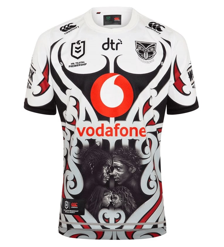 The Warriors' Indigenous Round jersey, designed by Dave Burke. Tāua Tahi is the Māori way of saying “That’s Us” - Indigenous populations share many cultural similarities around how we relate to our environments particularly land, water people and language.
 
Tāua tahi the 2020 indigenous jersey acknowledges these similarities and shared  realities on field and off field. It represents the players coming together and below is the next generation who are inspired by the coming together of our indigenous people and the change that can be created by understanding and respecting each other. 
