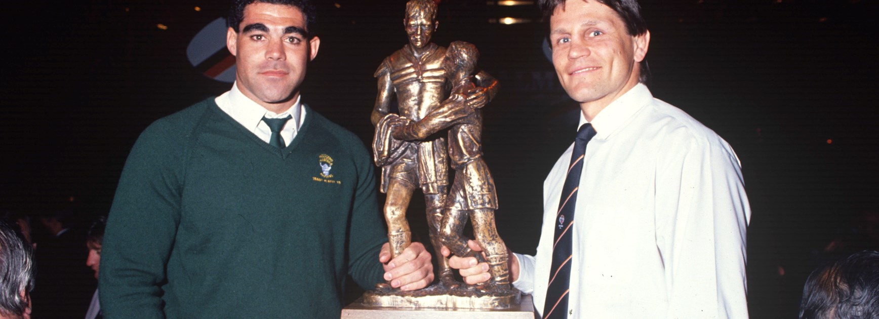 Opposing skippers Mal Meninga and Wayne Pearce.
