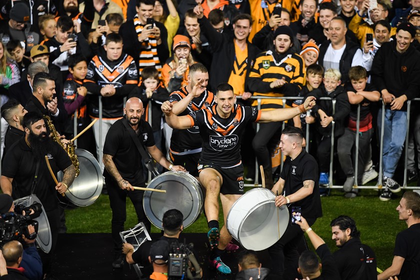 Ryan Matterson with Wests Tigers fans in 2019.