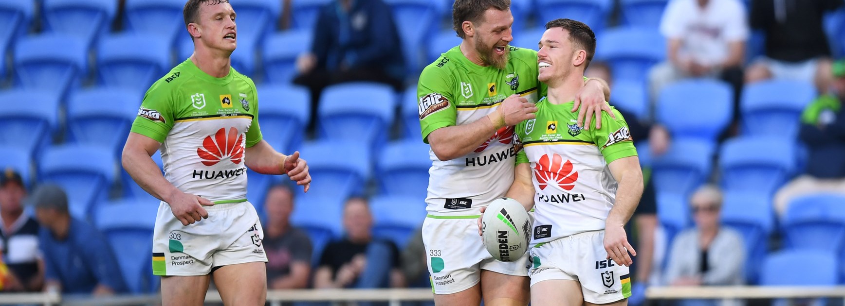 Livewire Starling set to stay in lime green after Raiders table offer