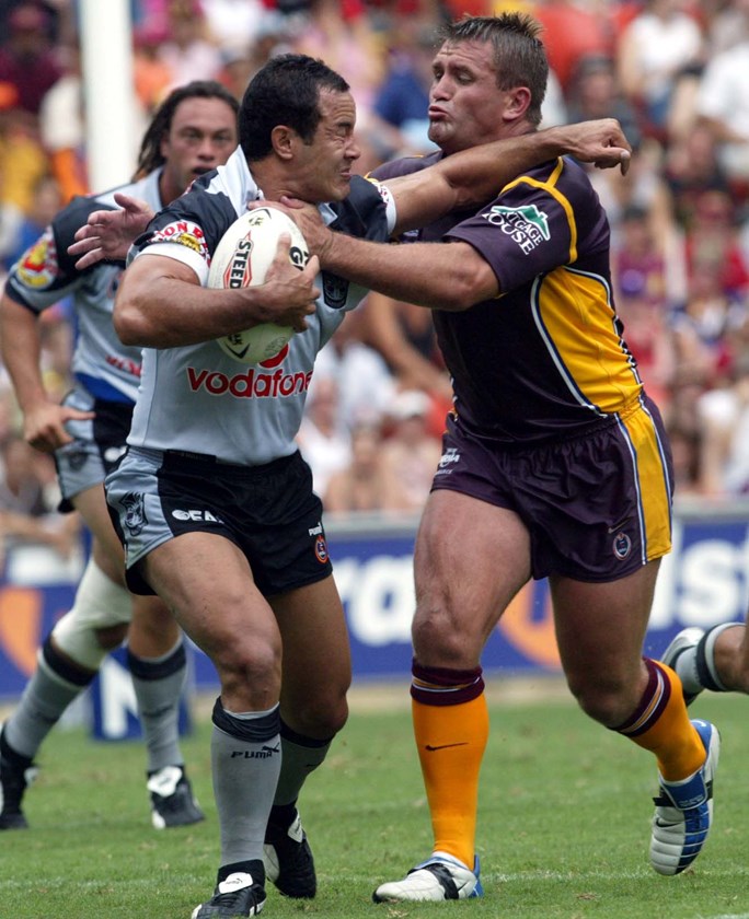 Monty Betham takes on Shane Webcke.