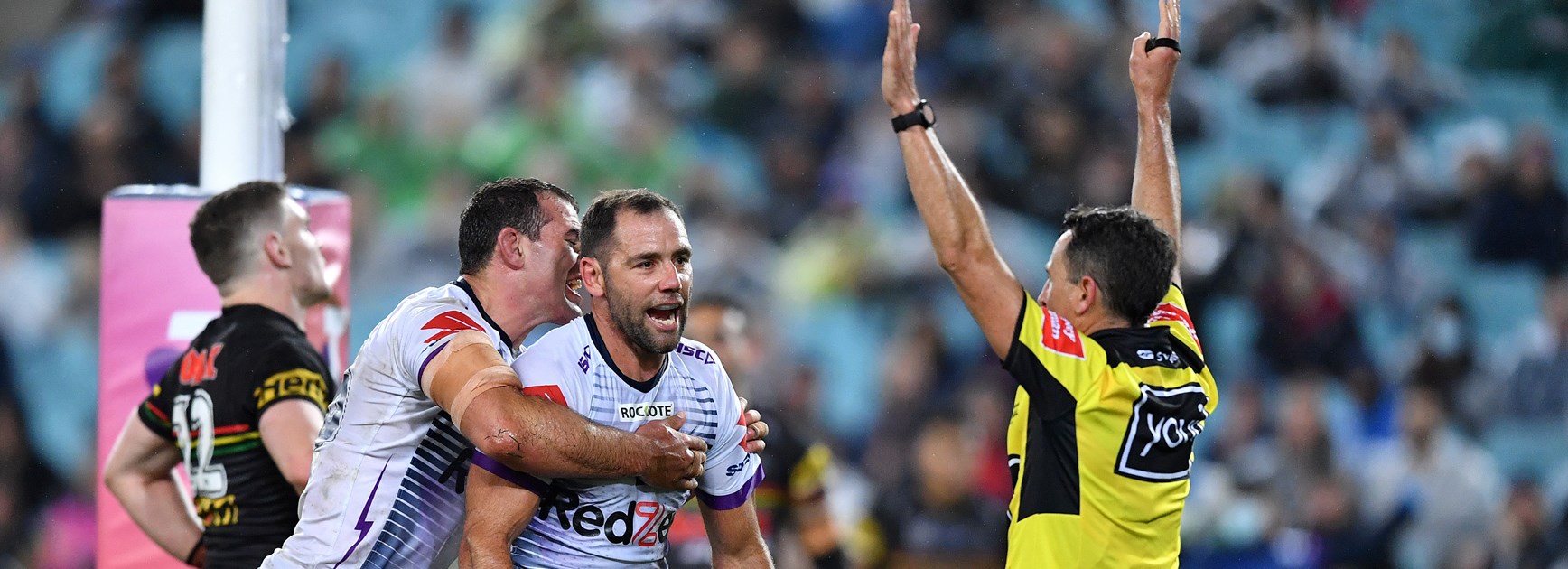October 25: Storm claim crown; Arthurson bows out