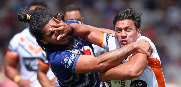 Mbye suffers knee strain as Wests Tigers beat Warriors