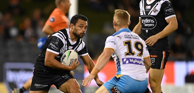 'Things could have been bad': Nofoaluma calls for protection after colliding with fence