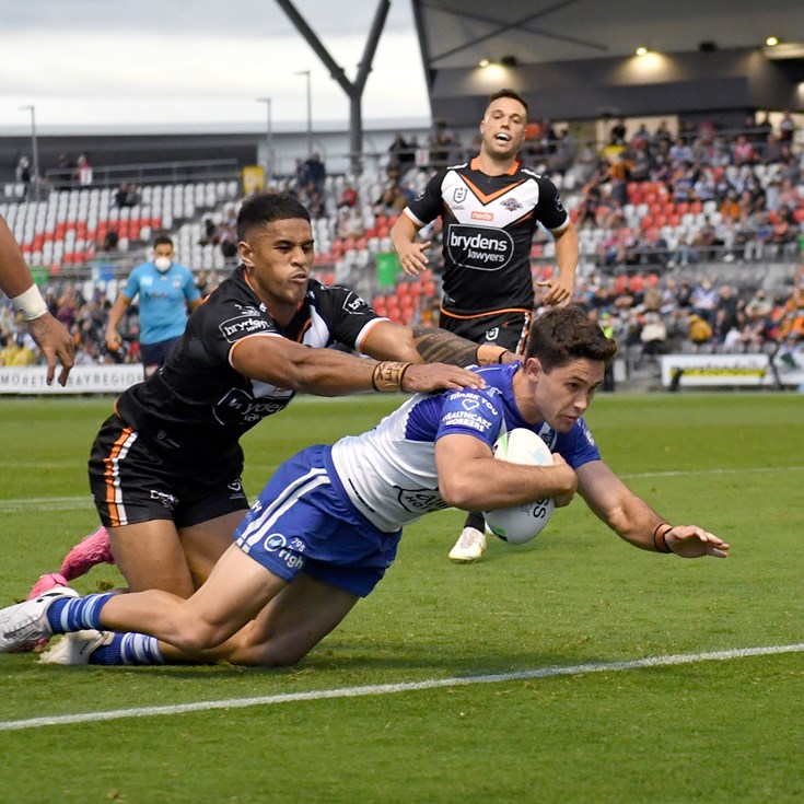 Bulldogs save best for last to embarrass toothless Tigers