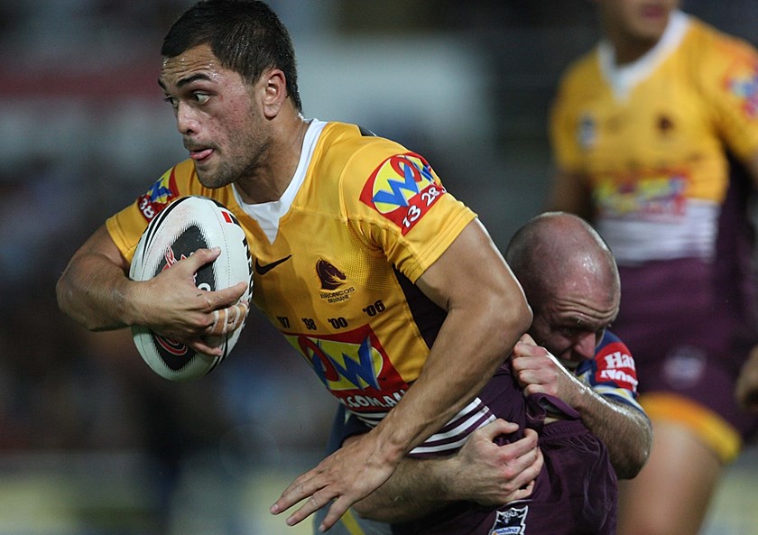 Karmichael Hunt in action for the Broncos in 2009.